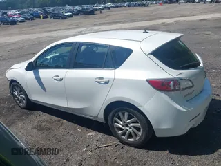 2012 Mazda 3 i Touring z VIN JM1BL1L74C1600792, wystawiony jako IAAI lot #42197953 z przebiegiem 139 930 mil mil oraz . Historia ofert i sprzedaży dostępna na DreamBid. Obrazek 15.