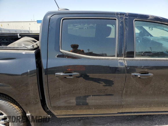 2024 Chevrolet Colorado 4WD LT z VIN 1GCPTCEK4R1185601, wystawiony jako Copart lot #56125935 z przebiegiem 3 747 mil mil oraz Szkoda całkowita • Salvage title. Historia ofert i sprzedaży dostępna na DreamBid. Obrazek 10.