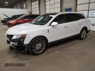 2016 Lincoln MKT EcoBoost with VIN 2LMHJ5AT5GBL02754, listed as a Copart auction lot 41455275 with 92,146 mi miles and Salvage Title. Bid and sale history available at DreamBid. Image 1.