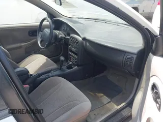 2002 Saturn SL z VIN 1G8ZK52772Z218812, wystawiony jako IAAI lot #42763871 z przebiegiem 86 338 mil mil oraz . Historia ofert i sprzedaży dostępna na DreamBid. Obrazek 5.