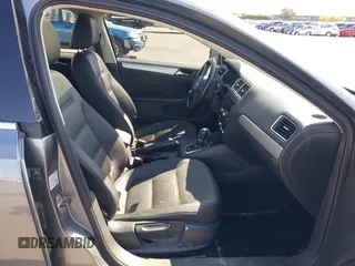2011 Volkswagen Jetta TDI with VIN 3VWLL7AJ9BM117397, listed as a IAAI auction lot 41993733 with 130,226 mi miles and . Bid and sale history available at DreamBid. Image 5.
