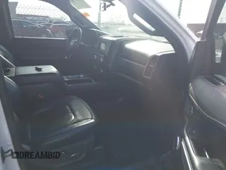 2020 Ford Expedition Max Limited с VIN 1FMJK2ATXLEA47221, выставлен на аукционе IAAI как лот 41097582 с пробегом 142 853 миль миль и . История ставок и продаж доступна на DreamBid. Изображение 5.