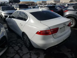 2019 Jaguar XE 25t with VIN SAJAR4FX4KCP48422, listed as a Copart auction lot 40850444 with 102,515 mi miles. Bid and sale history available at carsss.com. Image 2.