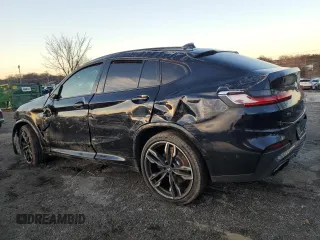 2019 BMW X4 M40i z VIN 5UXUJ5C5XKLA93583, wystawiony jako Copart lot #84643664 z przebiegiem Nie podano mil oraz Szkoda całkowita • Salvage title. Historia ofert i sprzedaży dostępna na DreamBid. Obrazek 2.