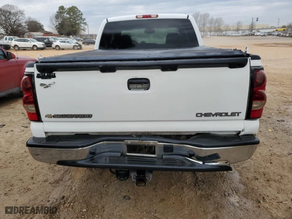 2004 Chevrolet Silverado 1500 LS with VIN 2GCEC19TX41391572, listed as a Copart auction lot 45472505 with 96,302 mi miles and Salvage Title. Bid and sale history available at carsss.com. Image 6.