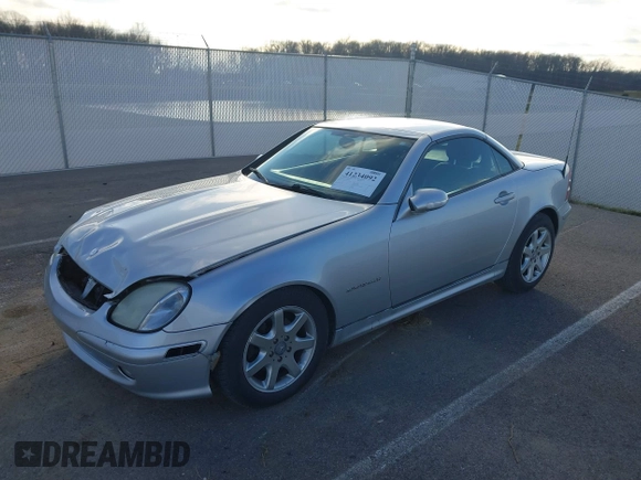 2001 Mercedes-Benz SLK 230 Kompressor с VIN WDBKK49F71F187400, выставлен на аукционе IAAI как лот 41234092 с пробегом 168 219 миль миль и . История ставок и продаж доступна на DreamBid. Изображение 2.