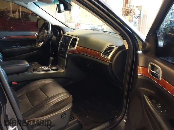 2011 Jeep Grand Cherokee Limited with VIN 1J4RR5GTXBC586647, listed as a IAAI auction lot 42332615 with 151,377 mi miles and . Bid and sale history available at DreamBid. Image 5.