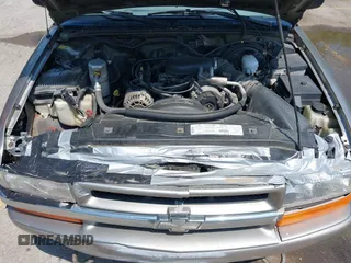 1999 Chevrolet Blazer LS с VIN 1GNCT18W3XK116060, выставлен на аукционе IAAI как лот 42213762 с пробегом 216 788 миль миль и . История ставок и продаж доступна на DreamBid. Изображение 10.