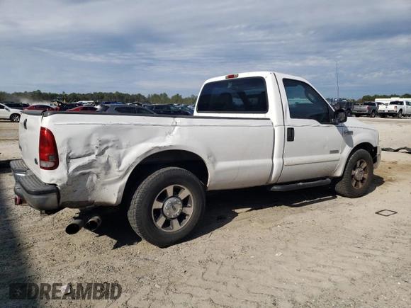 2005 Ford F-250 XL with VIN 1FTSF20PX5EA68218, listed as a Copart auction lot 86724404 with 258,036 mi miles and Salvage title. Bid and sale history available at DreamBid. Image 3.