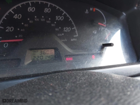 2004 Mitsubishi Lancer ES with VIN JA3AJ26E54U054570, listed as a IAAI auction lot 41592397 with 220,140 mi miles. Bid and sale history available at carsss.com. Image 7.