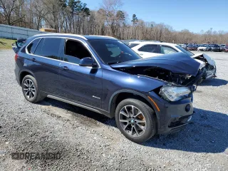 2017 BMW X5 sDrive35i with VIN 5UXKR2C31H0U22708, listed as a Copart auction lot 49241255 with 0 mi miles and Salvage Title. Bid and sale history available at carsss.com. Image 4.