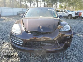 2014 Porsche Cayenne z VIN WP1AA2A22ELA96960, wystawiony jako Copart lot #48517675 z przebiegiem Nie podano mil oraz Szkody całkowita. Historia ofert i sprzedaży dostępna na DreamBid. Obrazek 5.