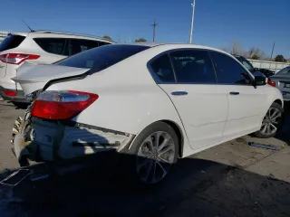 2015 Honda Accord Sedan Sport with VIN 1HGCR2F5XFA173000, listed as a Copart auction lot 88477315 with 118,190 mi miles and Salvage Title. Bid and sale history available at carsss.com. Image 3.