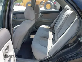 2007 Kia Spectra EX with VIN KNAFE121175472953, listed as a IAAI auction lot 42145766 with Not Provided miles. Bid and sale history available at carsss.com. Image 8.