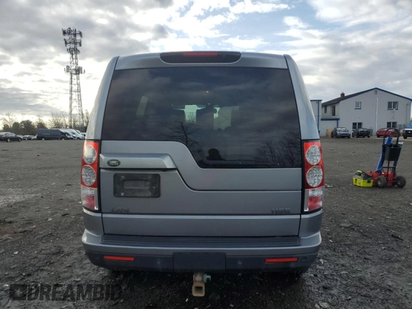 2013 Land Rover LR4 HSE z VIN SALAG2D46DA673179, wystawiony jako Copart lot #47958575 z przebiegiem 210 246 mil mil oraz Czysty tytuł • Clean title. Historia ofert i sprzedaży dostępna na DreamBid. Obrazek 6.