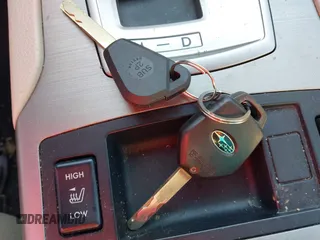 2010 Subaru Outback Limited с VIN 4S4BRDJC0A2350471, выставлен на аукционе IAAI как лот 42454708 с пробегом 132 608 миль миль и . История ставок и продаж доступна на DreamBid. Изображение 11.