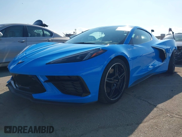 2021 Chevrolet Corvette 2LT with VIN 1G1YB2D44M5101758, listed as a IAAI auction lot 41381304 with 11,843 mi miles. Bid and sale history available at carsss.com. Image 2.