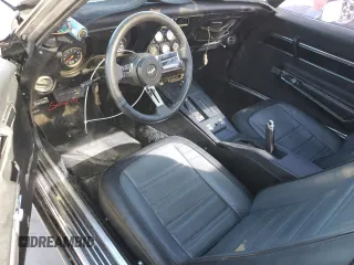 1977 Chevrolet Corvette with VIN 1Z37L7S412823, listed as a Copart auction lot 82405174 with 9,206 mi miles and Clean title. Bid and sale history available at DreamBid. Image 8.