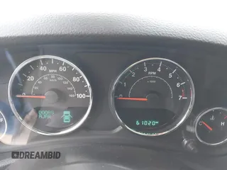 2016 Jeep Wrangler Unlimited Sahara с VIN 1C4HJWEG8GL345391, выставлен на аукционе IAAI как лот 42158328 с пробегом 61 020 миль миль и . История ставок и продаж доступна на DreamBid. Изображение 7.