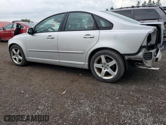 2011 Volvo S40 с VIN YV1672MS3B2534916, выставлен на аукционе Copart как лот 63177274 с пробегом 197 061 миль миль и Списание • Salvage title. История ставок и продаж доступна на DreamBid. Изображение 2.