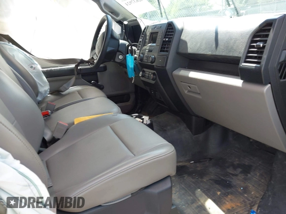 2019 Ford F-150 XL z VIN 1FTEW1EP1KFC57006, wystawiony jako IAAI lot #42637924 z przebiegiem 35 814 mil mil oraz . Historia ofert i sprzedaży dostępna na DreamBid. Obrazek 5.
