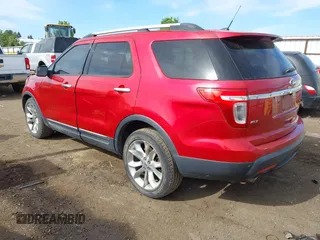 2011 Ford Explorer XLT z VIN 1FMHK8D81BGA68535, wystawiony jako IAAI lot #42204868 z przebiegiem 183 312 mil mil oraz . Historia ofert i sprzedaży dostępna na DreamBid. Obrazek 3.