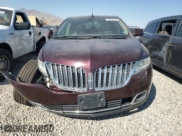 2011 Lincoln MKX with VIN 2LMDJ8JK2BBJ13009, listed as a Copart auction lot 70533664 with 93,933 mi miles and Salvage Title. Bid and sale history available at DreamBid. Image 5.