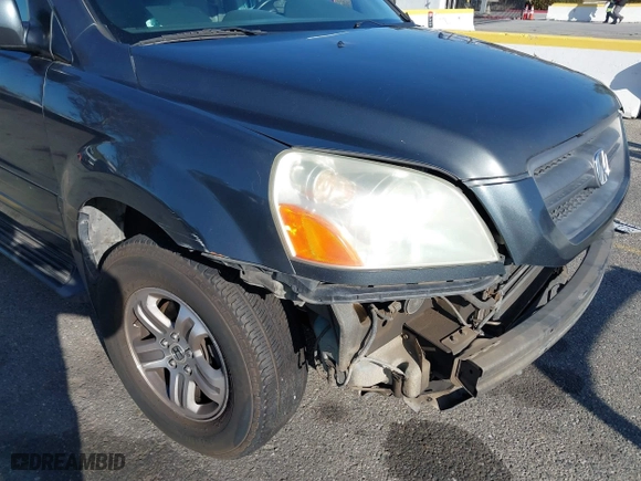 2003 Honda Pilot EX with VIN 2HKYF18633H599550, listed as a IAAI auction lot 41813549 with 242,103 mi miles. Bid and sale history available at carsss.com. Image 18.
