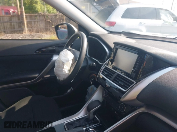 2019 Mitsubishi Eclipse Cross ES with VIN JA4AT3AA3KZ002306, listed as a IAAI auction lot 42535424 with 111,880 mi miles and . Bid and sale history available at DreamBid. Image 5.