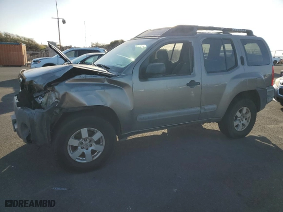 2005 Nissan Xterra S with VIN 5N1AN08WX5C642029, listed as a Copart auction lot 44153615 with 189,120 mi miles and Salvage Title. Bid and sale history available at carsss.com. Image 1.