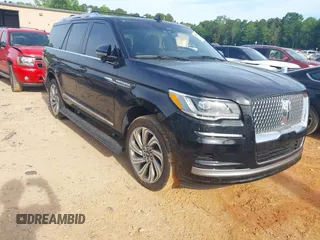2023 Lincoln Navigator Reserve z VIN 5LMJJ2LGXPEL17392, wystawiony jako IAAI lot #42270603 z przebiegiem Nie podano mil oraz . Historia ofert i sprzedaży dostępna na DreamBid. Obrazek 1.