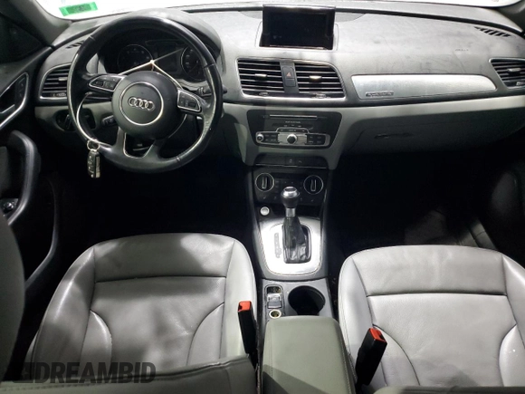 2017 Audi Q3 Premium Plus z VIN WA1JCCFS1HR005828, wystawiony jako Copart lot #86447374 z przebiegiem Nie podano mil oraz Czysty tytuł • Clean title. Historia ofert i sprzedaży dostępna na DreamBid. Obrazek 8.