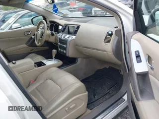 2011 Nissan Murano SL z VIN JN8AZ1MW5BW184239, wystawiony jako IAAI lot #42189705 z przebiegiem 136 432 mil mil oraz . Historia ofert i sprzedaży dostępna na DreamBid. Obrazek 5.