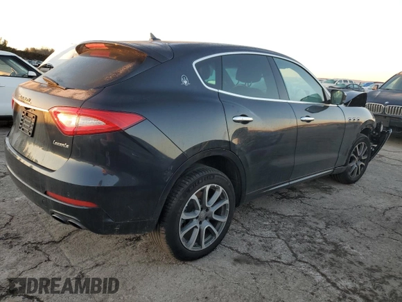 2019 Maserati Levante with VIN ZN661XUA2KX310484, listed as a Copart auction lot 41974805 with 47,926 mi miles and Salvage Title. Bid and sale history available at carsss.com. Image 3.