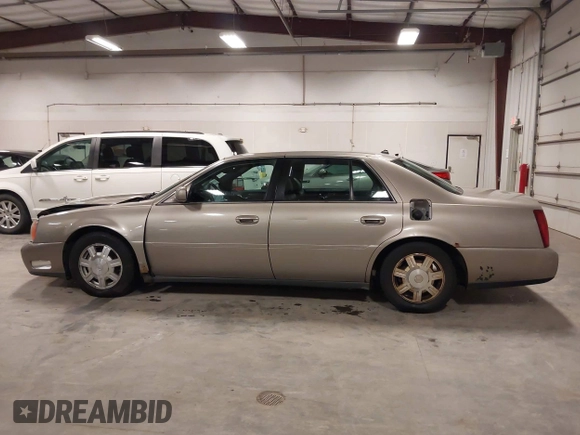 2004 Cadillac DeVille z VIN 1G6KD54Y04U119341, wystawiony jako IAAI lot #42193664 z przebiegiem 162 290 mil mil oraz . Historia ofert i sprzedaży dostępna na DreamBid. Obrazek 15.