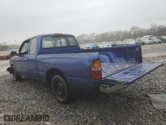 1995 Toyota Tacoma with VIN 4TAUN53B7SZ040079, listed as a Copart auction lot 44566995 with 451,368 mi miles and Salvage title. Bid and sale history available at DreamBid. Image 2.
