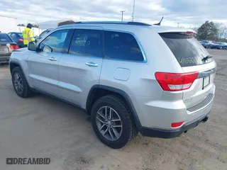 2011 Jeep Grand Cherokee Limited with VIN 1J4RR5GT8BC527676, listed as a IAAI auction lot 41683807 with 101,324 mi miles. Bid and sale history available at carsss.com. Image 3.