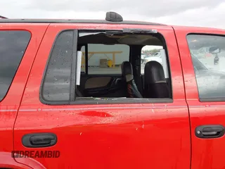 2000 Dodge Durango with VIN 1B4HS28Z4YF259625, listed as a IAAI auction lot 41943023 with 265,275 mi miles and . Bid and sale history available at DreamBid. Image 6.
