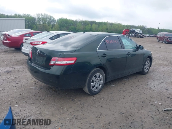 2011 Toyota Camry LE z VIN 4T1BF3EK3BU703487, wystawiony jako IAAI lot #42112553 z przebiegiem 133 063 mil mil oraz . Historia ofert i sprzedaży dostępna na DreamBid. Obrazek 4.
