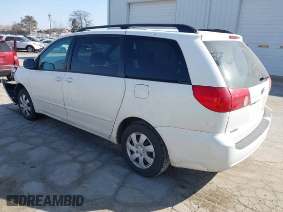 2008 Toyota Sienna CE with VIN 5TDZK23C28S132690, listed as a IAAI auction lot 41807126 with 198,152 mi miles. Bid and sale history available at carsss.com. Image 3.