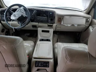 2002 Chevrolet Suburban Z71 with VIN 3GNFK16Z72G232892, listed as a Copart auction lot 44151705 with 0 mi miles and Salvage Title. Bid and sale history available at carsss.com. Image 8.