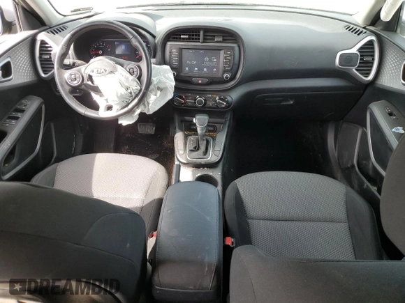 2020 Kia Soul X-Line with VIN KNDJ23AU4L7055922, listed as a Copart auction lot 46923835 with 107,382 mi miles and Salvage Title. Bid and sale history available at carsss.com. Image 8.