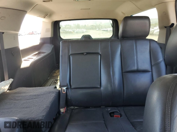 2013 Chevrolet Suburban LT with VIN 1GNSCJE05DR371789, listed as a Copart auction lot 60755775 with 233,275 mi miles and Salvage title. Bid and sale history available at DreamBid. Image 10.
