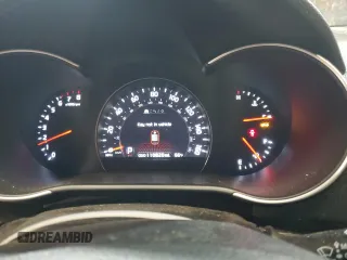 2014 Kia Sorento SX with VIN 5XYKWDA74EG484718, listed as a Copart auction lot 60921415 with 110,820 mi miles and Clean title. Bid and sale history available at DreamBid. Image 9.