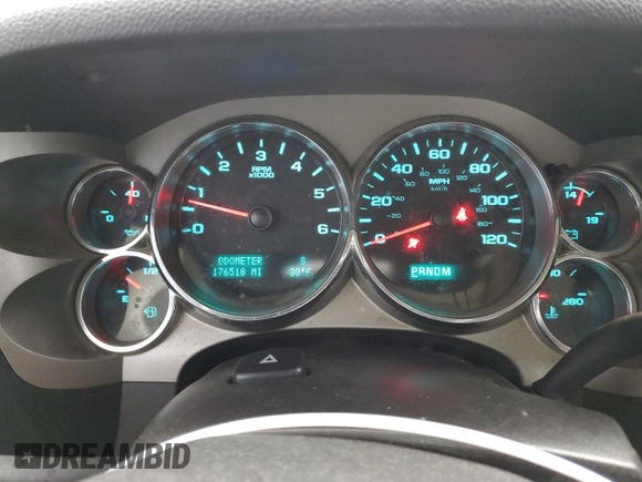 2013 GMC Sierra 1500 SLE with VIN 1GTR2VE71DZ298841, listed as a Copart auction lot 44570435 with 176,518 mi miles and Clean Title. Bid and sale history available at DreamBid. Image 9.