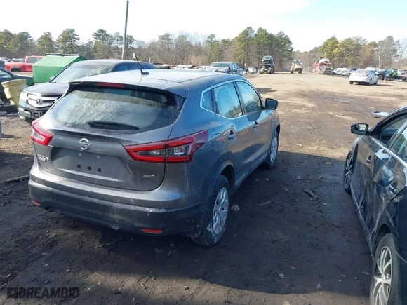 2020 Nissan Rogue Sport S with VIN JN1BJ1CW0LW646879, listed as a IAAI auction lot 41447592 with 42,989 mi miles. Bid and sale history available at carsss.com. Image 4.
