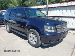 2009 Chevrolet Tahoe 2LT z VIN 1GNFC23089R144002, wystawiony jako IAAI lot #42227415 z przebiegiem 239 842 mil mil oraz . Historia ofert i sprzedaży dostępna na DreamBid. Obrazek 1.