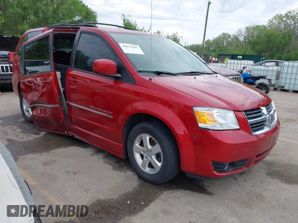 2010 Dodge Grand Caravan SXT z VIN 2D4RN5D19AR258407, wystawiony jako IAAI lot #42072185 z przebiegiem 205 424 mil mil oraz . Historia ofert i sprzedaży dostępna na DreamBid. Obrazek 1.