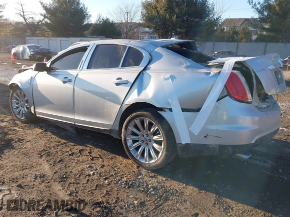 2009 Lincoln MKS with VIN 1LNHM94R19G616794, listed as a IAAI auction lot 41401710 with Not Provided miles and . Bid and sale history available at DreamBid. Image 3.