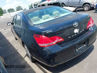 2005 Toyota Avalon XL with VIN 4T1BK36B55U002755, listed as a IAAI auction lot 42234170 with 290,587 mi miles and . Bid and sale history available at DreamBid. Image 3.